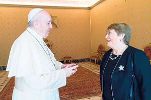 El Papa recibió a Bachelet en el Vaticano (Fuente: AFP)
