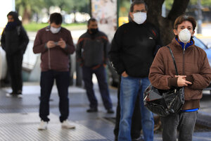 Más de la mitad de las personas tiene miedo a perder el trabajo (Fuente: NA)