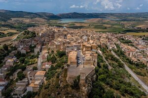 Italia: Sicilia vuelve a ofrecer casas por 2 euros