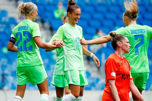 Barcelona y Wolfsburgo avanzaron a la semifinal de la Champions de mujeres (Fuente: EFE)