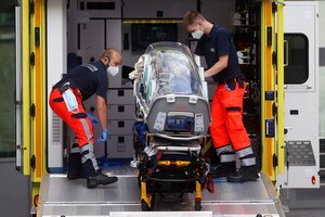 Alexéi Navalni se encuentra internado y “estable” en un hospital de Berlín (Fuente: AFP)