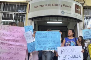 Siguen sin reincorporar a trabajadores de la Secretaría de Niñez y Familia