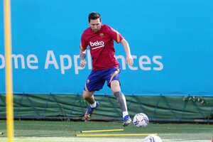 Lo pasado, pisado: Messi volvió a entrenarse en el Barcelona (Fuente: Prensa Barcelona)