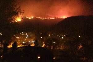 Incendios en Córdoba: hay focos en Carlos Paz, Unquillo y La Cumbre