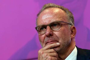 A Rummenigge le causa "dolor de estómago" el viaje a Hungría (Fuente: AFP)