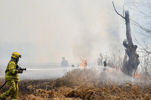 Incendios en Córdoba: el fuego sigue avanzando sin control (Fuente: Télam)