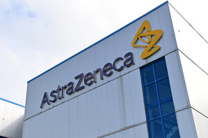 Astrazeneca probará un tratamiento de anticuerpos de acción prolongada contra el coronavirus (Fuente: AFP)