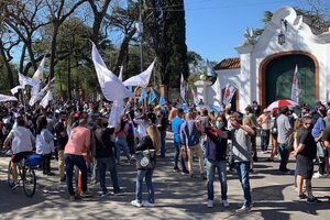 Marcha en Olivos en apoyo al presidente Alberto Fernández
