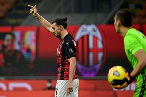 Zlatan salvó el invicto del Milan puntero (Fuente: AFP)