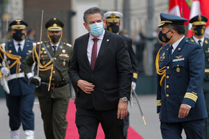 Asumió Manuel Merino, el nuevo presidente de Perú (Fuente: AFP)