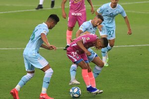 Racing sigue sin poder ganar en la Liga (Fuente: Télam)