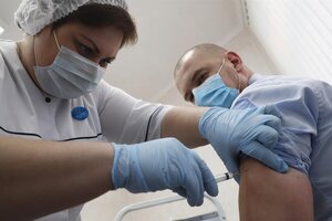 Rusia empezó a vacunar contra el coronavirus (Fuente: EFE)