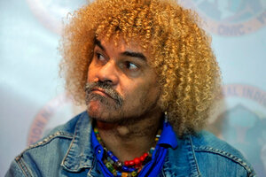 Carlos Valderrama: "Hay que parar la violencia, las matanzas, los asesinatos"