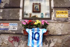 ¿Podría convertirse Maradona en un santo popular?