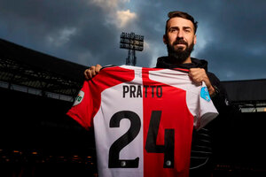 Lucas Pratto fue presentado en el Feyenoord neerlandés