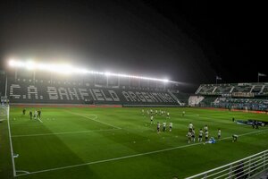 Banfield cumple 125 años de fútbol, hitos e historias (Fuente: Télam)