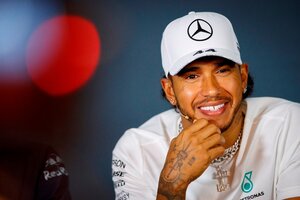 Lewis Hamilton y Mercedes oficializaron su acuerdo (Fuente: EFE)