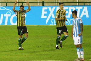 Copa de la Liga: Banfield repitió virtudes y Racing, errores (Fuente: Télam)