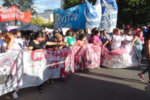 Salta: multitudinaria movilización pidiendo justicia por los femicidios (Fuente: Gentileza de Abigail Velázquez)