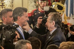 Mauricio Macri y familia sabían que estaban exluyendo a una legítima heredera. (Fuente: Télam)