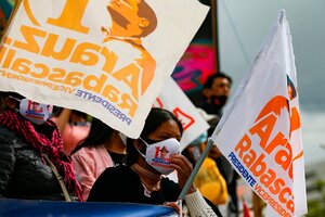 La Democracia de Ecuador está Siendo Atacada