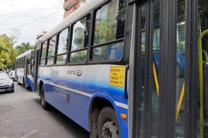 Quejas e incertidumbre por la restricción del transporte público