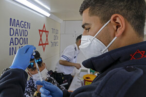 Israel, Austria y Dinamarca se juntan para producir vacunas (Fuente: AFP)