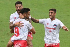 Copa Argentina: Argentinos le ganó 1-0 a Colón (Fuente: Télam)