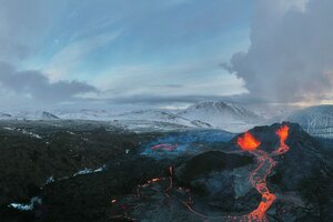 La erupción en Islandia se agrava con una tercera expulsión de lava  (Fuente: AFP)