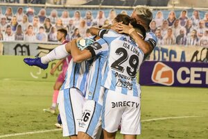 Copa de la Liga: Vélez cayó con Atlético Tucumán, pero sigue líder (Fuente: NA)