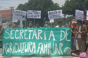 A 3 años de los despidos, piden que "vuelvan todos" a Agricultura