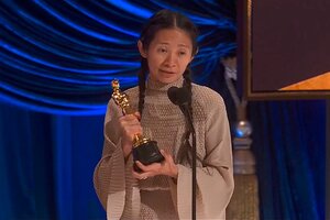Chloé Zhao ganó como mejor directora e hizo historia en los premios Oscar 2021