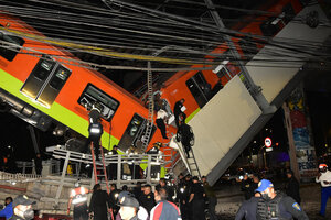 Cayó un tren en Ciudad de México y murieron al menos 23 personas (Fuente: EFE)