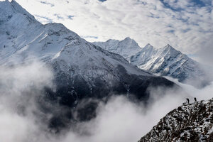 Murieron dos montañistas mientras bajaban del Everest (Fuente: AFP)