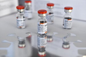 La OMS aprobó el uso de emergencia de la vacuna de Sinovac (Fuente: AFP)