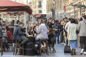 Francia elimina el uso del tapabocas al aire libre (Fuente: Xinhua)