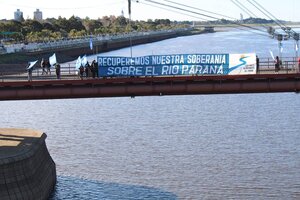 "Recuperar el control del río Paraná"