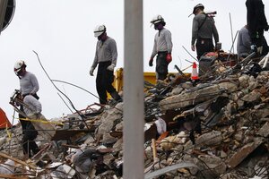 Reanudaron las tareas de rescate en el derrumbe de Miami (Fuente: AFP)