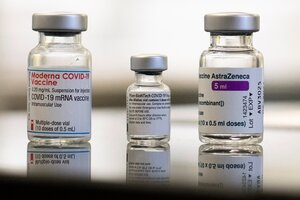 Estados Unidos: la FDA confirmó que las personas que fueron completamente vacunadas contra el Covid no necesitan una tercera dosis (Fuente: AFP)