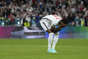En Inglaterra afloró el racismo tras la derrota en la final de la Eurocopa (Fuente: AFP)