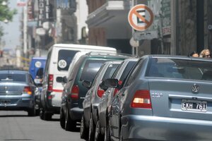 Vuelven el estacionamiento medido y las multas en CABA (Fuente: NA)