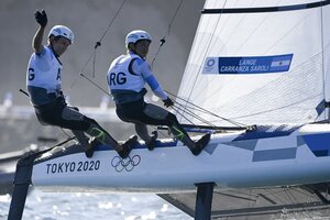 Juegos Olímpicos: Sin chances de medalla, Carranza y Lange ganaron la Medal Race (Fuente: AFP)