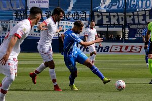 Liga Profesional: Godoy Cruz y Huracán no se sacaron ventaja (Fuente: NA)