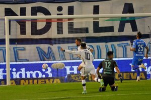 Vélez Sarsfield goleó a Godoy Cruz en Liniers (Fuente: Julio Mancini)