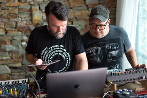 Soundexile, los compañeros de Hernán Cattáneo en vivo y en el estudio