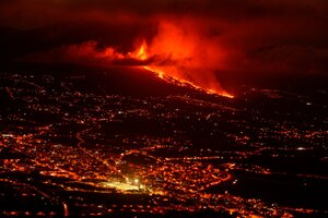 El sombrío pronóstico de los daños que provocará la erupción del volcán Cumbre Vieja en las Islas Canarias (Fuente: EFE)
