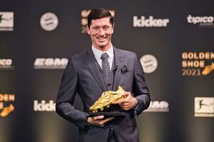 Lewandowski: "Compito conmigo mismo, no con Messi y Cristiano" (Fuente: Twitter)