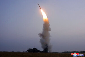 Corea del Norte lanzó un misil antiaéreo (Fuente: AFP)
