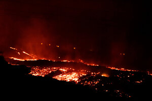 El volcán de La Palma provocó un impresionante "tsunami de lava" (Fuente: EFE)