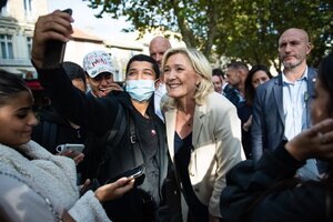 Marine Le Pen en Cavallion, sudeste de Francia. (Fuente: AFP)